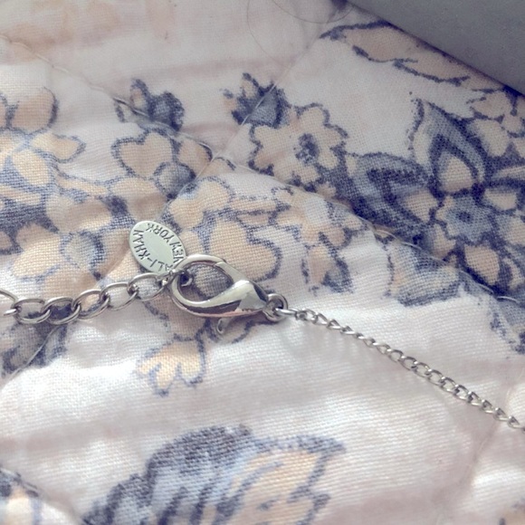 Ali Khan New York Necklace & Dangle Earrings Set - Picture 8 of 10